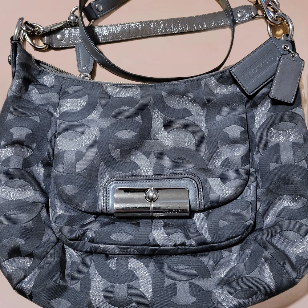 Coach Kristin Opt Art Chainlink Hobo Bag.
